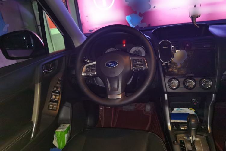 Used Subaru Forester 2013 2.0i Automatic Luxury Edition Steering Wheel