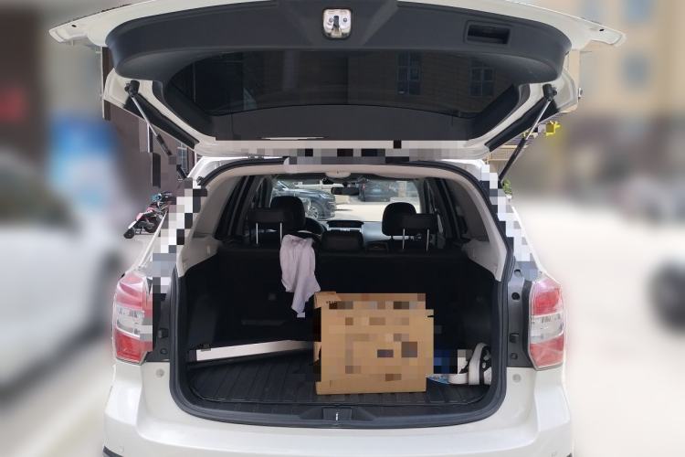 Used Subaru Forester 2013 2.5i Automatic Luxury Edition Trunk