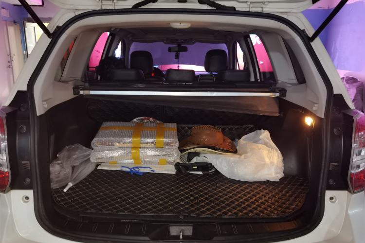 Used Subaru Forester 2013 2.0i Automatic Luxury Edition Trunk