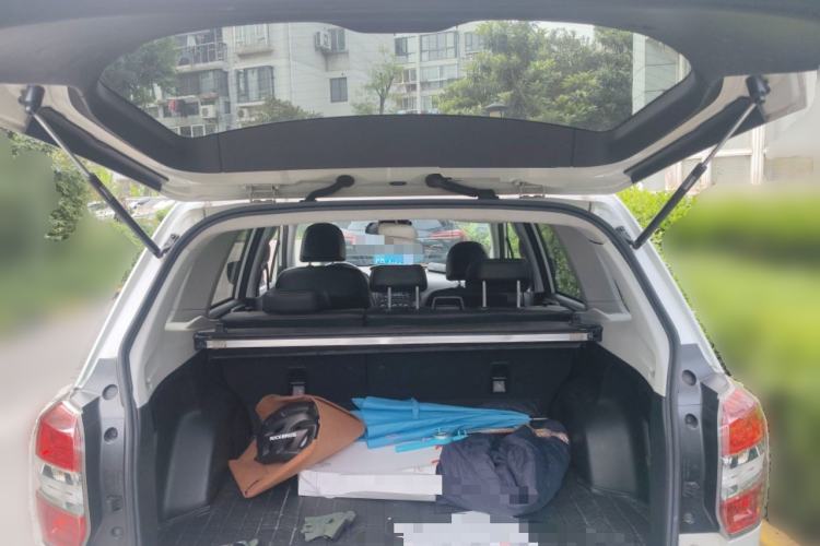 Used Subaru Forester 2013 2.5i Automatic Luxury Edition Trunk