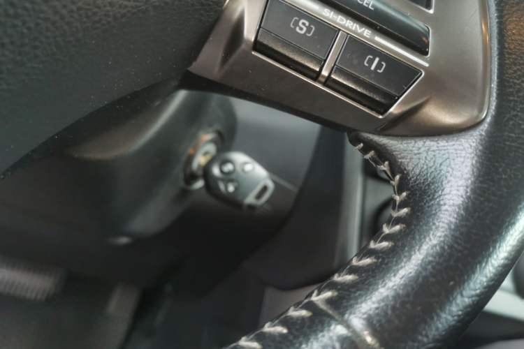 Used Subaru Forester 2013 2.5i Automatic Elite Edition Vehicle Key