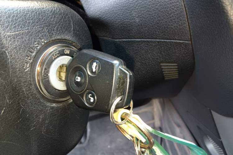 Used Subaru Forester 2013 2.0i Automatic Luxury Edition Vehicle Key