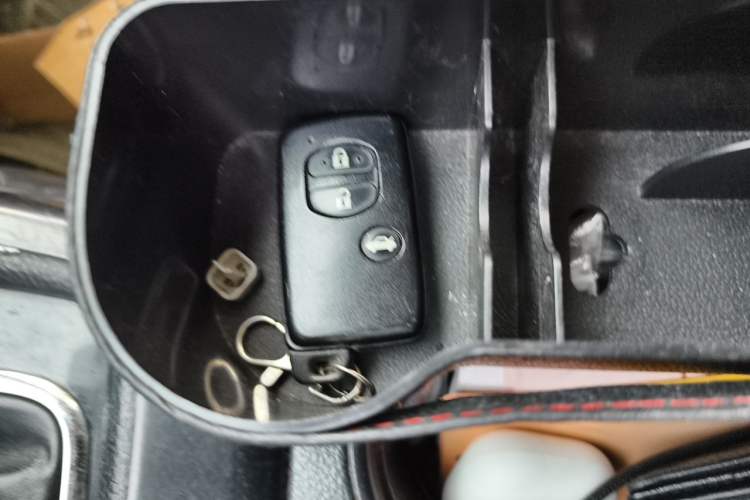 Used Subaru Forester 2013 2.0T Automatic Prestige Navigation Edition Vehicle Key
