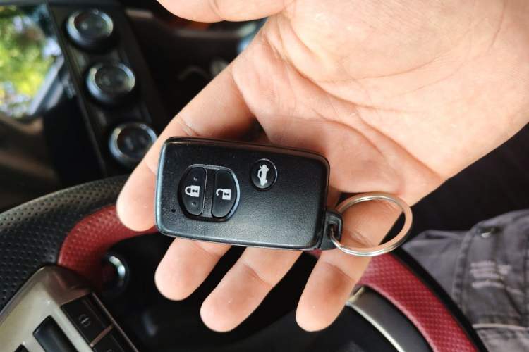 Used Subaru Forester 2013 2.5i Automatic Prestige Edition Vehicle Key