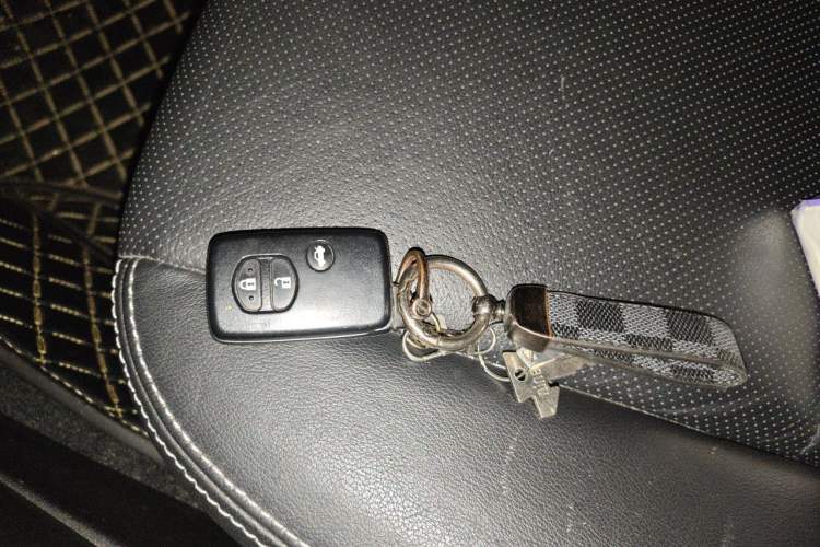 Used Subaru Forester 2013 2.5i Automatic Prestige Edition Vehicle Key