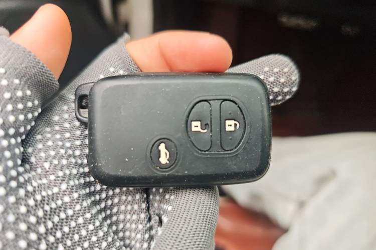 Used Subaru Forester 2013 2.5i Automatic Prestige Edition Vehicle Key