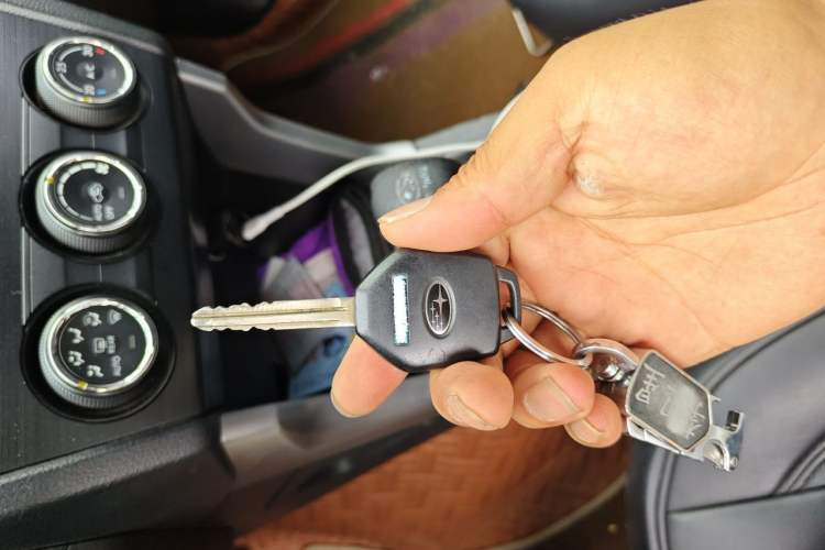 Used Subaru Forester 2013 2.0i Automatic Luxury Edition Vehicle Key