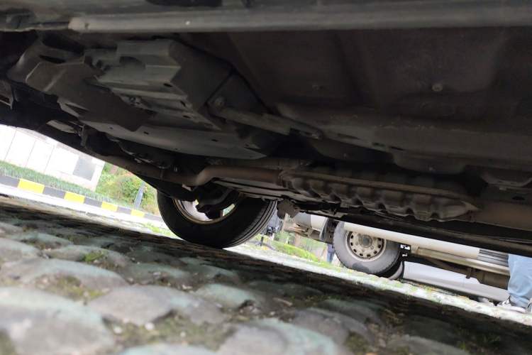 Used Subaru Forester 2014 2.0i Automatic Luxury Edition Chassis Rear Right