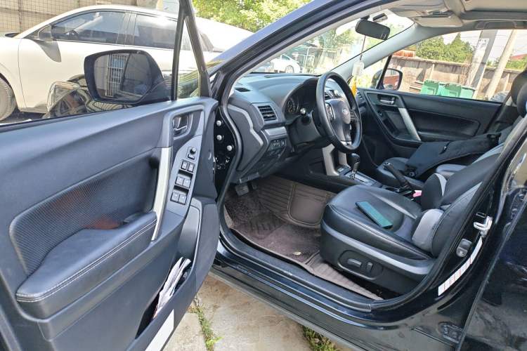 Used Subaru Forester 2014 2.5i Automatic Elite Edition Driver Seat