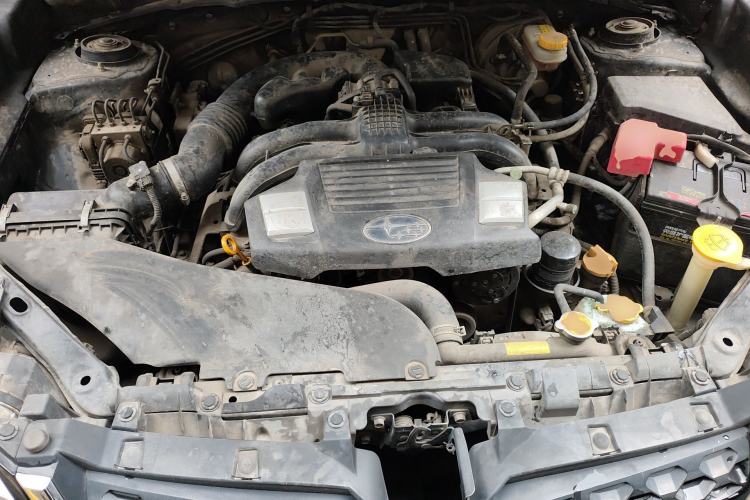 Used Subaru Forester 2014 2.0i Automatic Luxury Edition Engine Bay