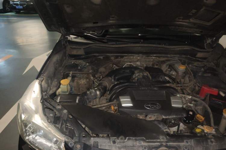 Used Subaru Forester 2014 2.5i Automatic Elite Edition Engine Bay Right