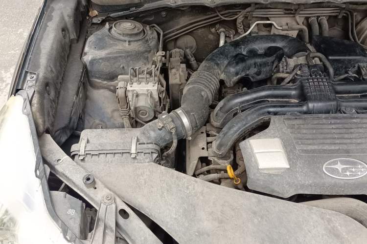 Used Subaru Forester 2014 2.0i Automatic Luxury Edition Engine Bay Right