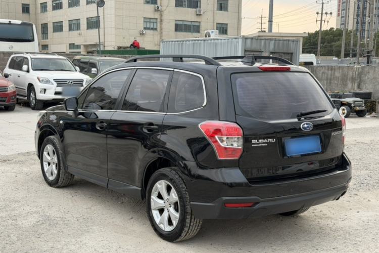Used Subaru Forester 2014 2.0i Automatic Comfort Edition Exterior 4