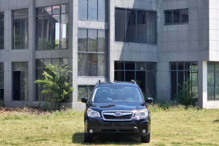 Used Subaru Forester 2014 2.5i Automatic Elite Edition Exterior 4
