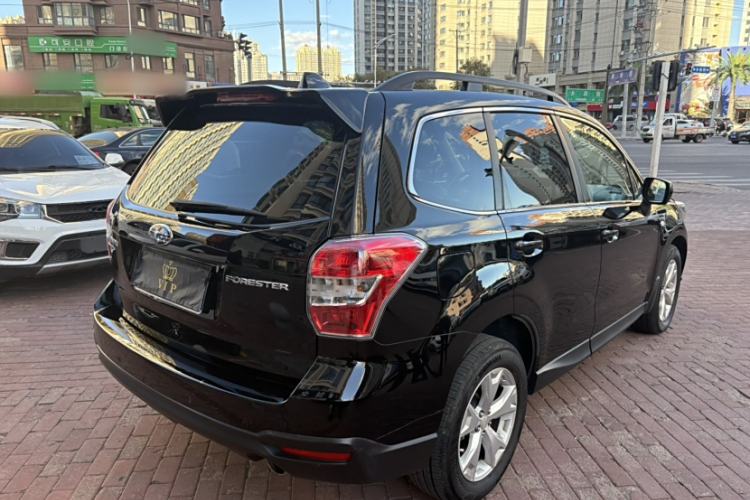 Used Subaru Forester 2014 2.0i Automatic Luxury Edition Exterior 5