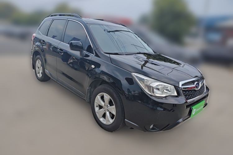 Used Subaru Forester 2014 2.0i Automatic Luxury Edition Front Right 45 Deg