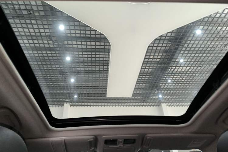Used Subaru Forester 2014 2.5i Automatic Elite Edition Headliner