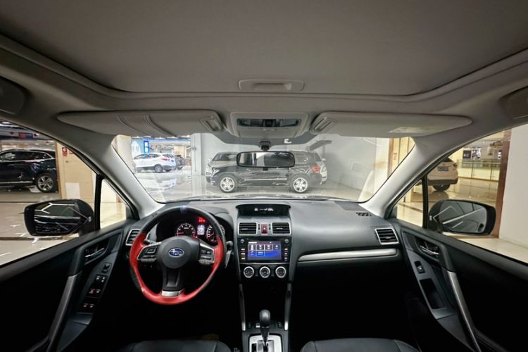 Used Subaru Forester 2014 2.5i Automatic Elite Edition Headliner