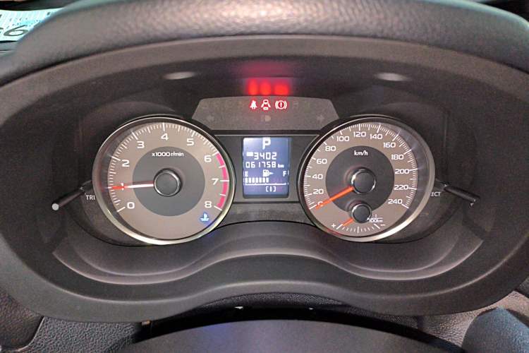 Used Subaru Forester 2014 2.5i Automatic Elite Edition Instrument Cluster