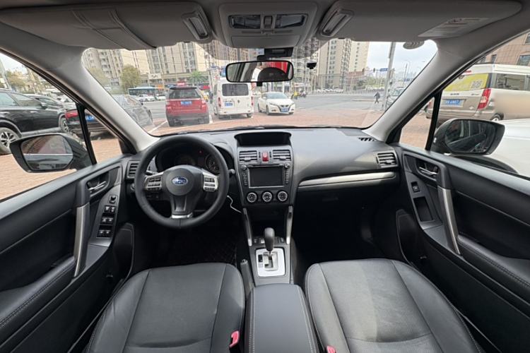 Used Subaru Forester 2014 2.0i Automatic Luxury Edition Interior 1
