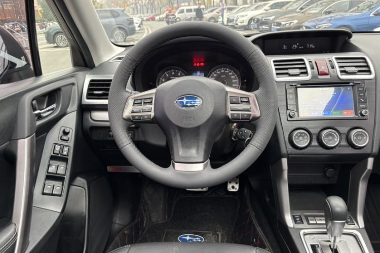 Used Subaru Forester 2014 2.0i Automatic Luxury Edition Interior 2