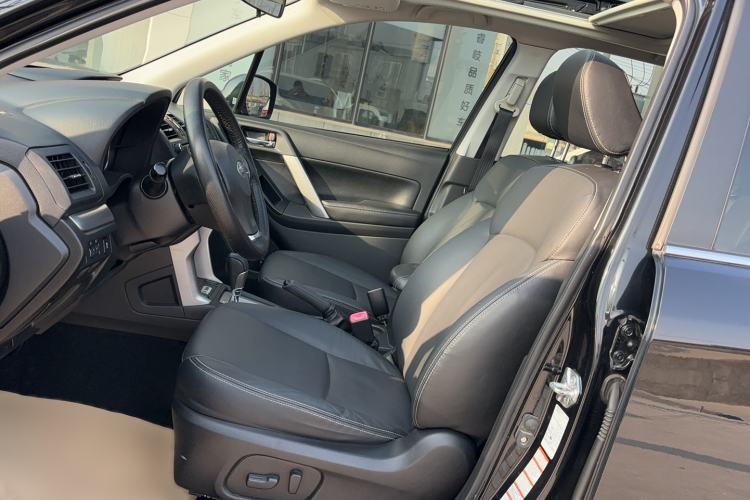 Used Subaru Forester 2014 2.0i Automatic Luxury Edition Left Front Seat