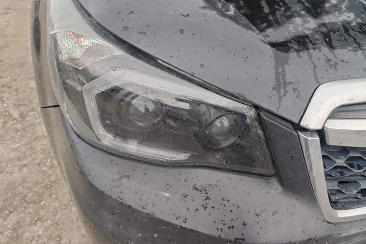 Used Subaru Forester 2014 2.5i Automatic Elite Edition Right Front Headlight