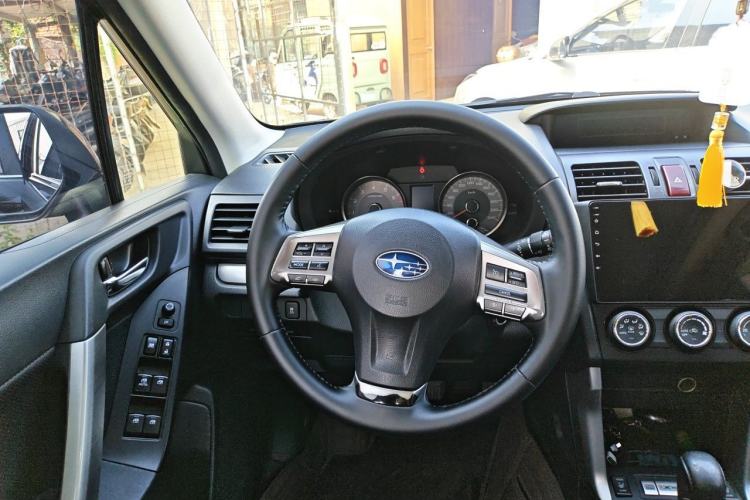 Used Subaru Forester 2014 2.5i Automatic Elite Edition Steering Wheel