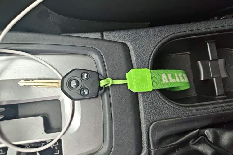 Used Subaru Forester 2014 2.0i Automatic Luxury Edition Vehicle Key