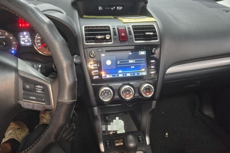 Used Subaru Forester 2014 2.5i Automatic Elite Edition Audio And AC Panel