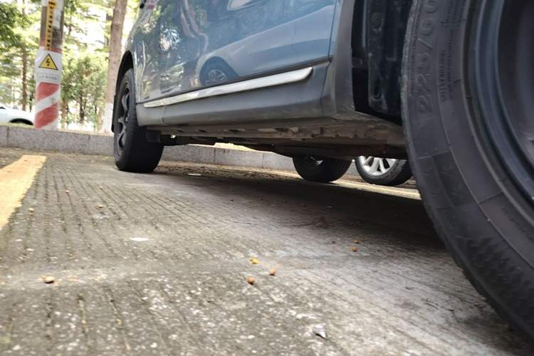 Used Subaru Forester 2014 2.5i Automatic Elite Edition Chassis Front Right