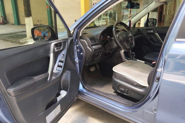Used Subaru Forester 2014 2.0i Automatic Luxury Edition Driver Seat