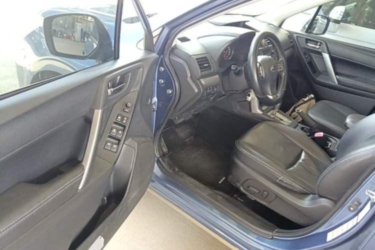 Used Subaru Forester 2014 2.0i Automatic Luxury Edition Driver Seat