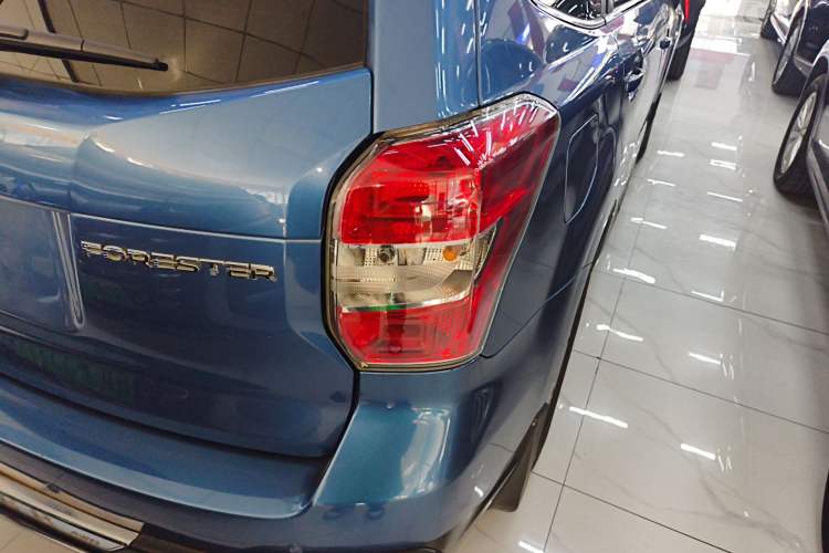 Used Subaru Forester 2014 2.5i Automatic Elite Edition Exterior 2