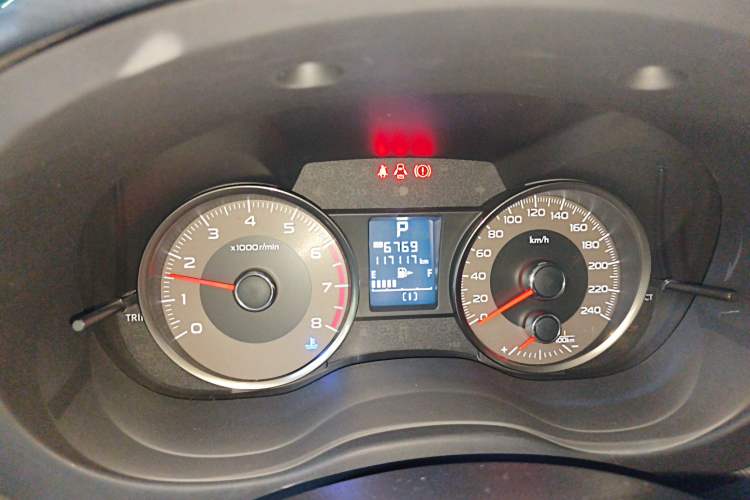 Used Subaru Forester 2014 2.5i Automatic Elite Edition Instrument Cluster