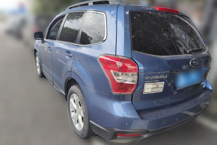 Used Subaru Forester 2014 2.0i Automatic Luxury Edition Rear Left 45 Deg