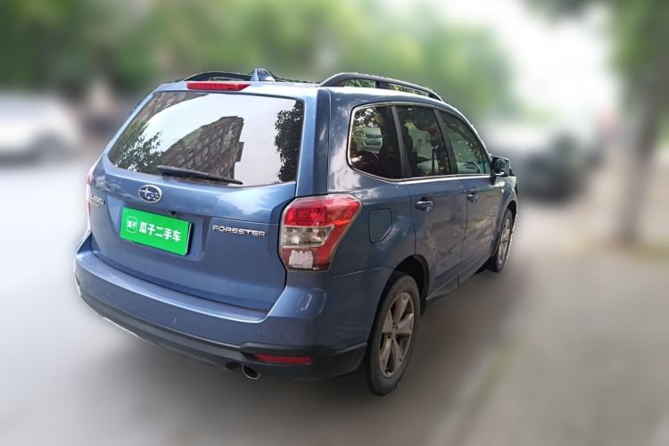 Used Subaru Forester 2014 2.0i Automatic Luxury Edition Rear Right 45 Deg