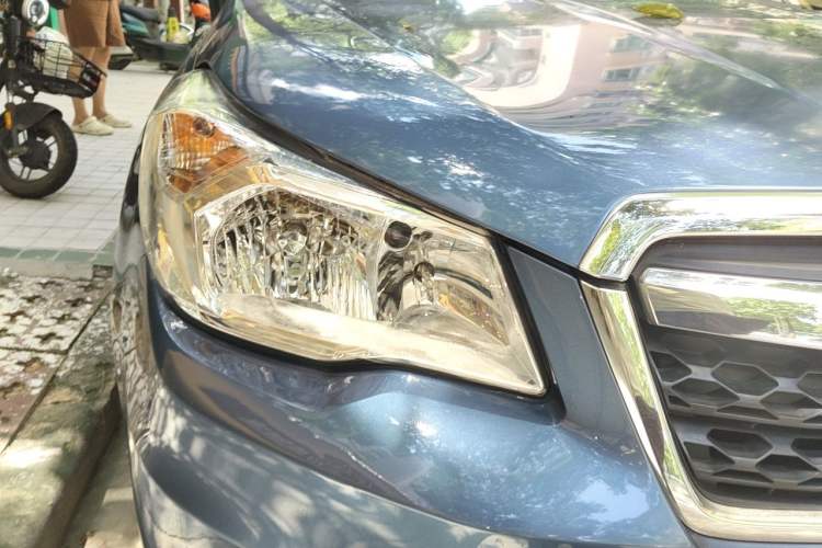 Used Subaru Forester 2014 2.0i Automatic Luxury Edition Right Front Headlight