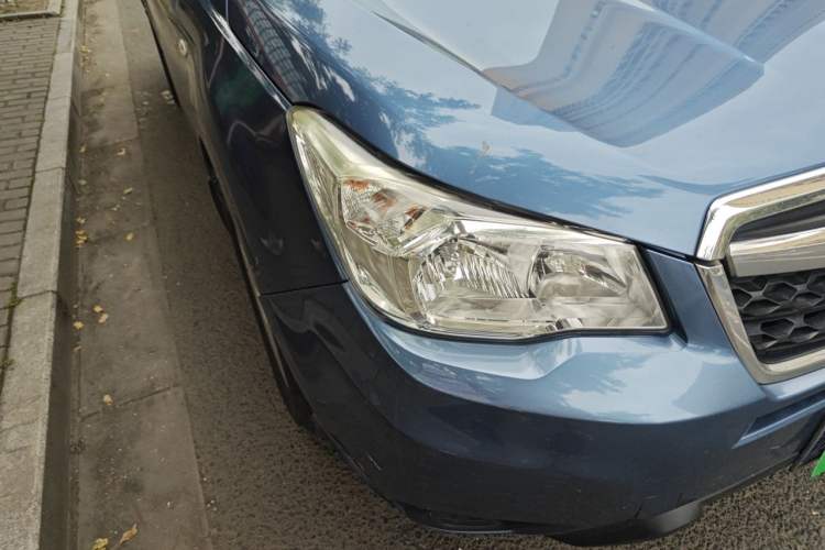 Used Subaru Forester 2014 2.5i Automatic Elite Edition Right Front Headlight