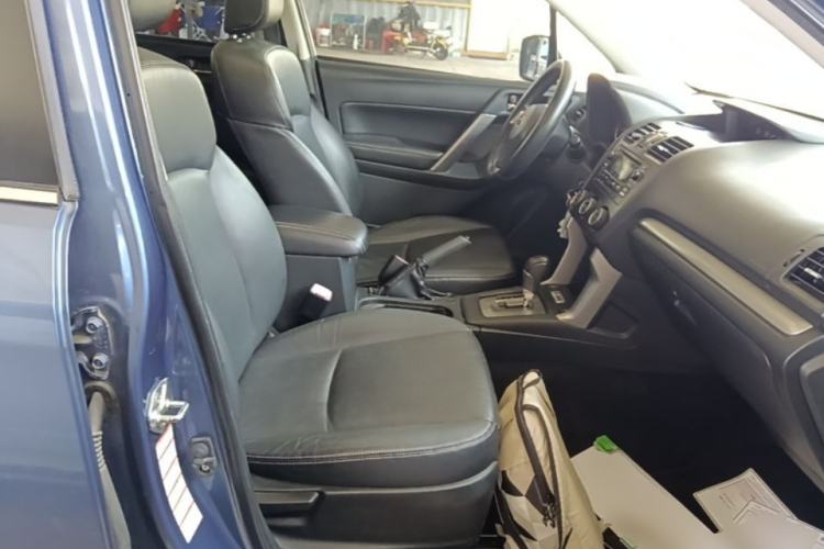 Used Subaru Forester 2014 2.0i Automatic Luxury Edition Right Front Seat
