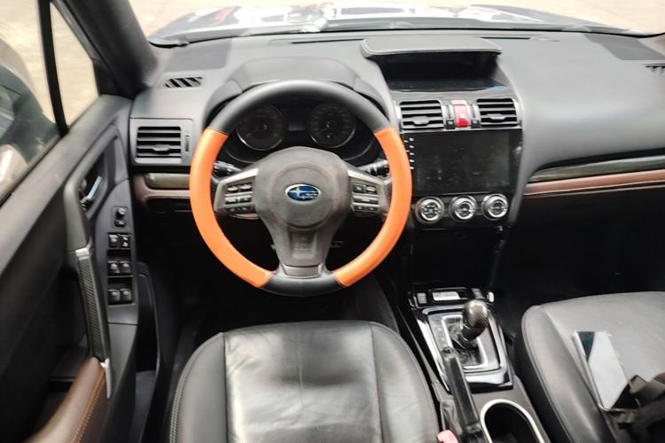 Used Subaru Forester 2014 2.5i Automatic Elite Edition Steering Wheel