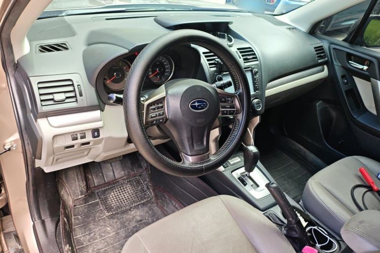 Used Subaru Forester 2014 2.5i Automatic Elite Edition Steering Wheel