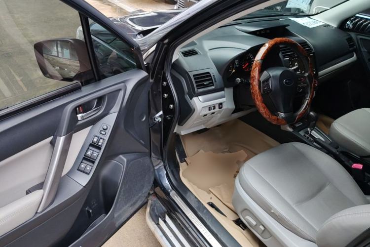 Used Subaru Forester 2014 2.5i Automatic Elite Edition Driver Seat
