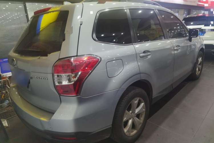 Used Subaru Forester 2014 2.0i Automatic Luxury Edition Rear Right 45 Deg