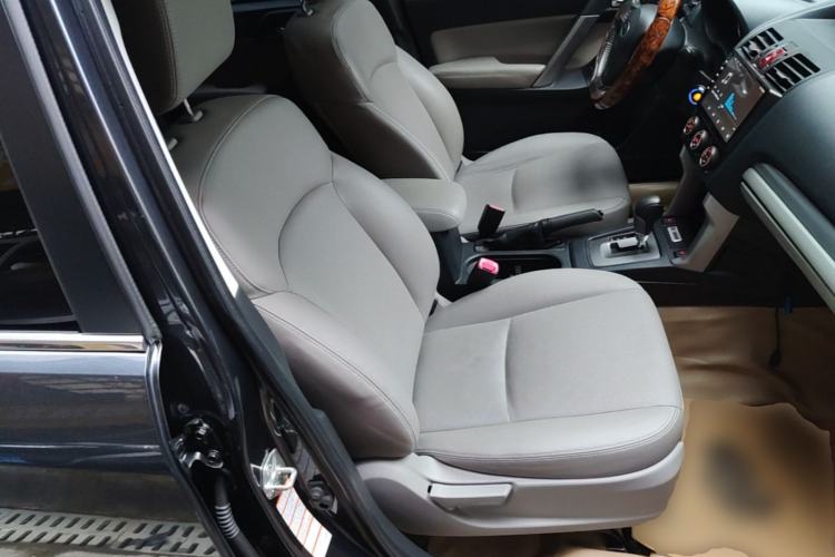 Used Subaru Forester 2014 2.5i Automatic Elite Edition Right Front Seat