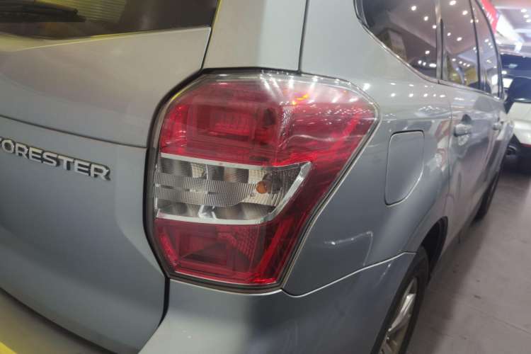 Used Subaru Forester 2014 2.0i Automatic Luxury Edition Right Rear Taillight