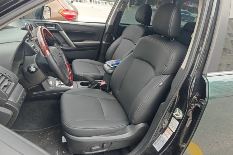 Used Subaru Forester 2014 2.5i Automatic Elite Edition Left Front Seat