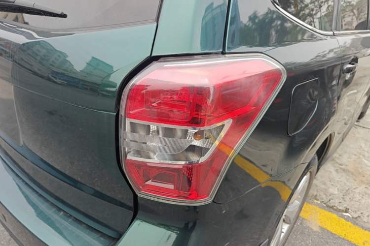 Used Subaru Forester 2014 2.5i Automatic Elite Edition Right Rear Taillight