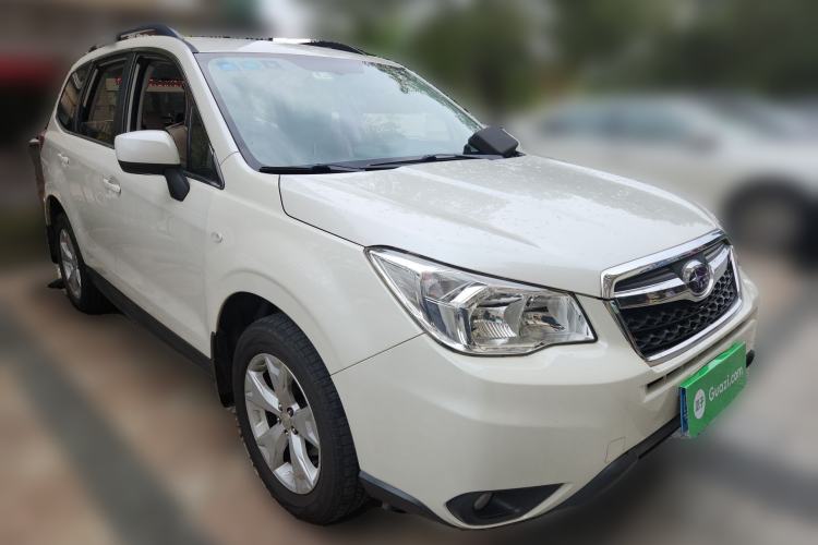 Used Subaru Forester 2014 2.0i Automatic Comfort Edition Front Right 45 Deg