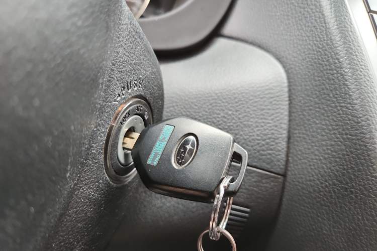 Used Subaru Forester 2014 2.0i Automatic Comfort Edition Vehicle Key
